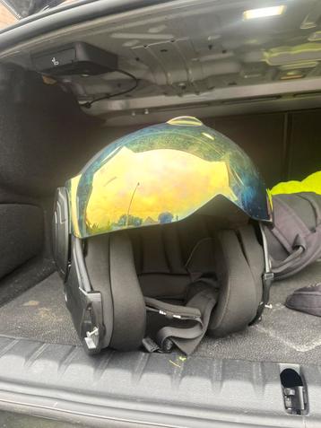 Stratos helm (boxer look a like) beschikbaar voor biedingen