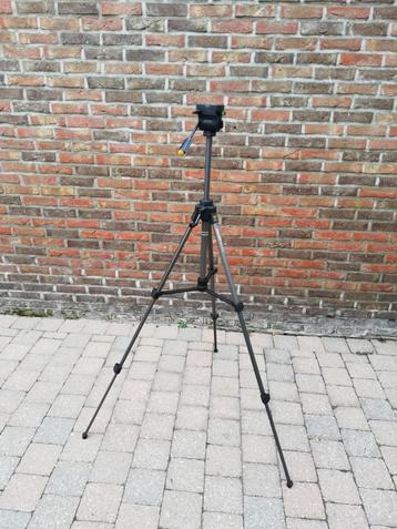 Statief beschikbaar voor biedingen