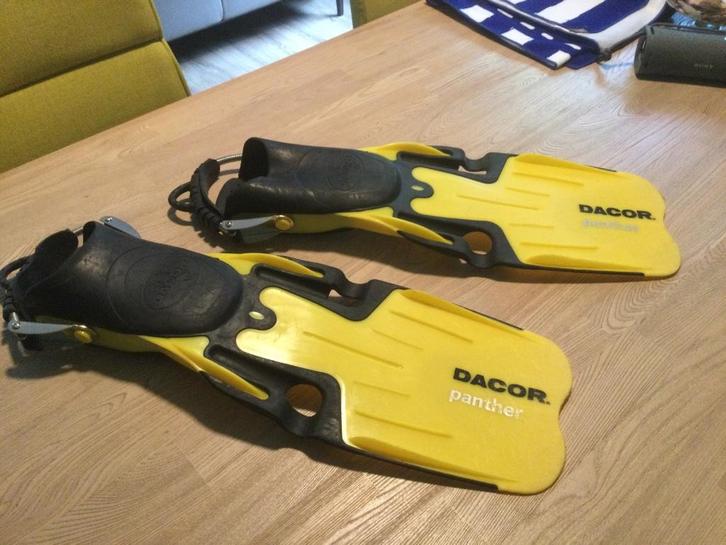 Dacor Panther size XL - Ecocheques, Watersport en Boten, Duiken, Gebruikt, Zwem- of Duikvliezen, Ophalen of Verzenden