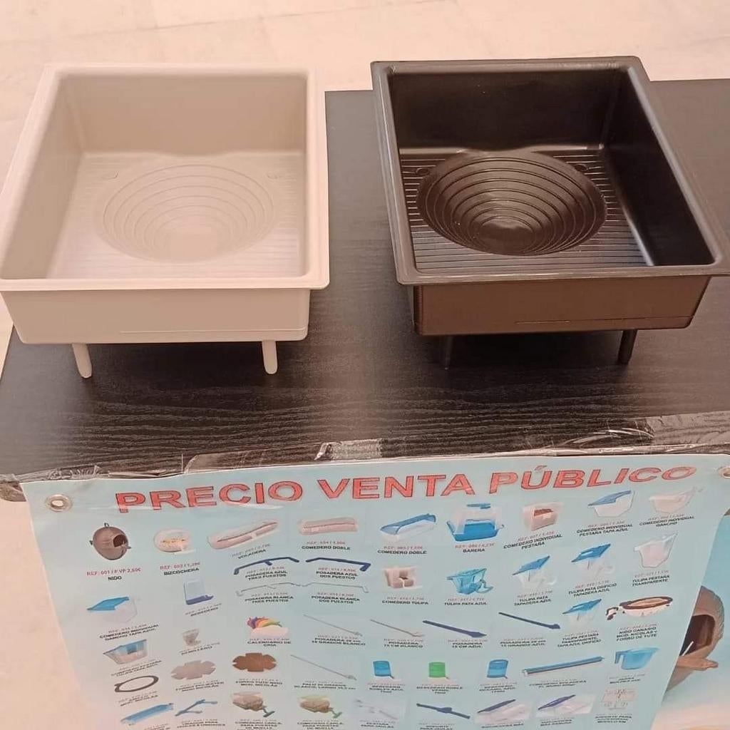 Insert en plastique Beige Nest - Moldes Ave, Animaux & Accessoires, Enlèvement