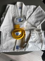 Kimono de Judo 130 cm + 3 ceintures, Judo, Utilisé, Vêtements d'arts martiaux