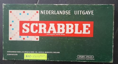 SCRABBLE - Klassiek !!, Hobby en Vrije tijd, Gezelschapsspellen | Bordspellen, Ophalen of Verzenden