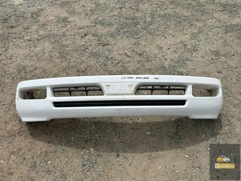 Land Cruiser J100 2005-2007 voorbumper, Auto-onderdelen, Carrosserie, Bumper, Gebruikt