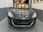 Peugeot 308 benzine 1.4 jaar 2013, Auto's, Stof, Zwart, 72 kW, 5 deurs