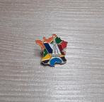 PIN - PARIS - FRANCE - PARIJS - TOUR EIFFEL - EIFFELTOREN, Verzamelen, Verzenden, Gebruikt, Stad of Land, Speldje of Pin