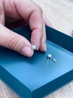 Oorbellen witgoud parel, Handtassen en Accessoires, Ophalen, Gebruikt, Wit, Knopjes of Stekers
