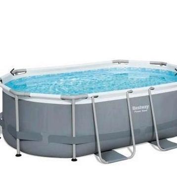 Zwembad, zout systeem, pomp,filter en warmtepomp. beschikbaar voor biedingen