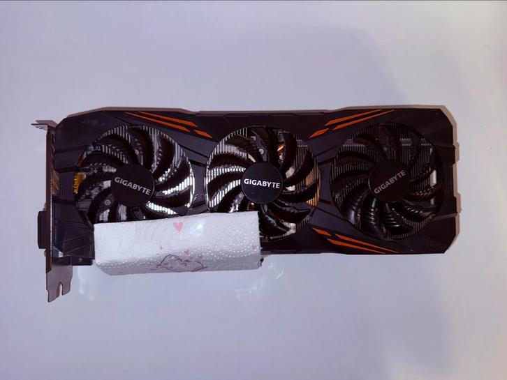 Gigabyte GTX 1070 8 GB GDDR5 grafische kaart, Computers en Software, Videokaarten, Zo goed als nieuw, Nvidia, GDDR5, HDMI, Ophalen of Verzenden