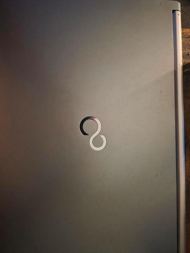 Pc portable avec chargeur, Consoles de jeu & Jeux vidéo, Jeux | PC, Enlèvement ou Envoi