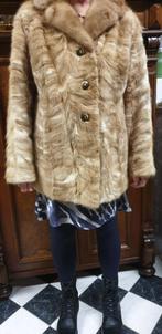 Manteau de fourrure dames taille 38 Klein Rijswijk, Vêtements | Femmes, Comme neuf, Beige, Taille 38/40 (M), Enlèvement ou Envoi