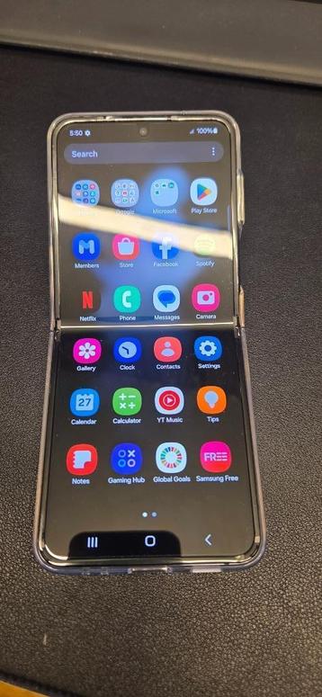 Galaxy Z Flip 4 - Nieuwstaat beschikbaar voor biedingen
