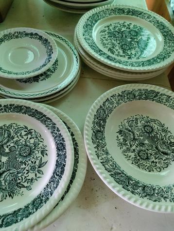 Gratis: enkele borden/servies rest, Enlèvement, Assiettes(s)