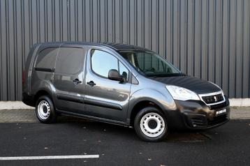 Peugeot Partner L2 1.6hdi 90PK / Carplay, PDC, Cruise beschikbaar voor biedingen