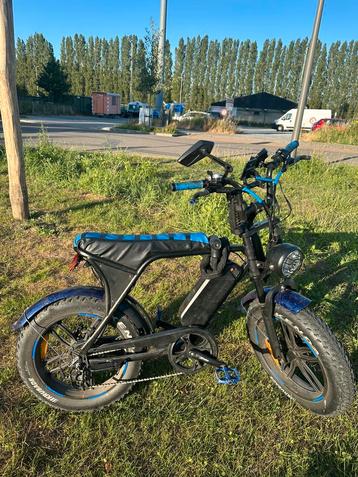 Ouxi V8 3.0 custom , met aankoopsbewijs, €1250 nieuw fatbike beschikbaar voor biedingen