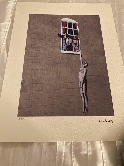 Banksy lithomagneet die in het raam hangt+COA, Antiek en Kunst, Kunst | Litho's en Zeefdrukken