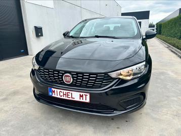 Fiat Tipo 1.4i Benzine / 1 jaar garantie ! beschikbaar voor biedingen