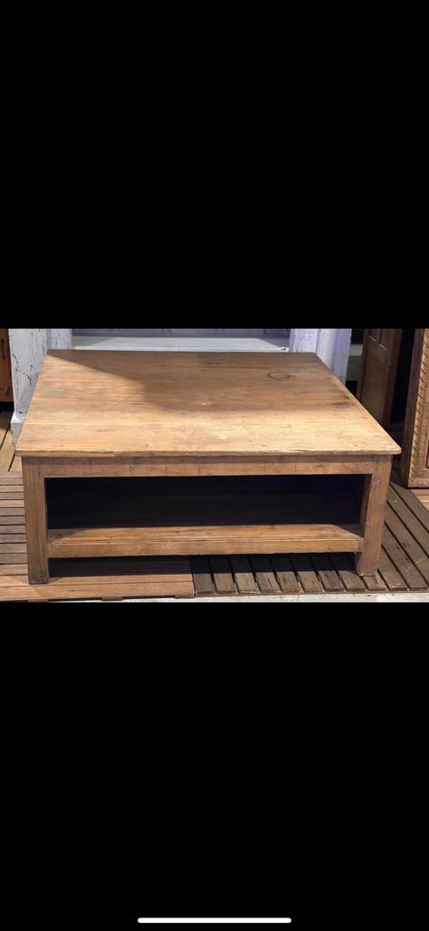Nieuwe salontafel, Huis en Inrichting, Tafels | Salontafels, Zo goed als nieuw, Ophalen