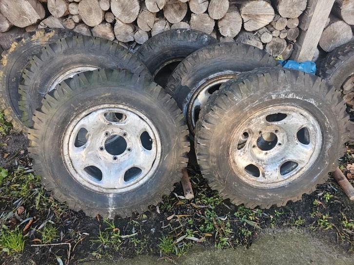 Suzuki Grand Vitara wielen 16", Auto-onderdelen, Banden en Velgen, Band(en), All Season, 16 inch, Overige, 195 mm, Terreinwagen