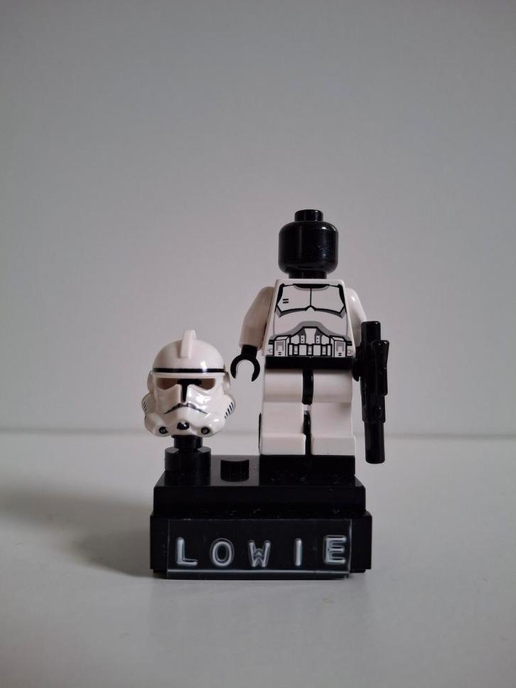 Lego Star Wars Clone Trooper P2 Black Head (sw0272), Kinderen en Baby's, Speelgoed | Duplo en Lego, Zo goed als nieuw, Lego, Ophalen of Verzenden