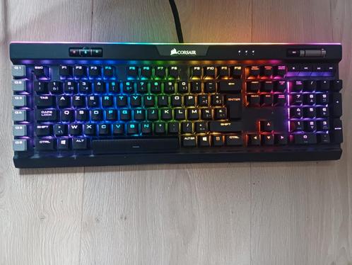 corsair k95 toetsenbord, Computers en Software, Toetsenborden, Zo goed als nieuw, Azerty, Bedraad, Gaming toetsenbord, Multimediatoetsen