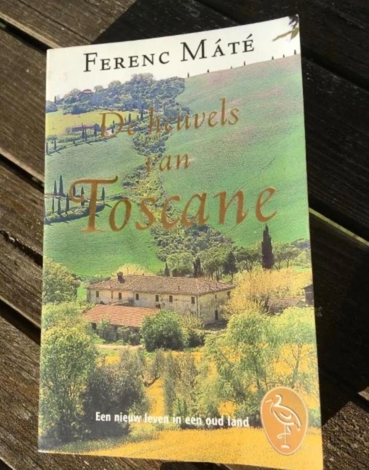 Roman “De heuvels van Toscane” door Ferenc Máté, Boeken, Romans, Gelezen, Nederland, Ophalen of Verzenden