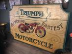 triumph the worlds fastes motorcycle houten bord  90x55cm, Verzamelen, Merken en Reclamevoorwerpen, Ophalen of Verzenden