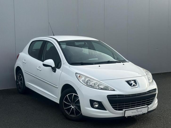 Peugeot 207 1.4 VTi Tendance – seulement 130.000 km GAR.1AN, Autos, Peugeot, Entreprise, Achat, ABS, Airbags, Air conditionné