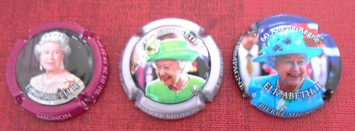 3 champagnecapsules - Koningin van Engeland Elisabeth II, Verzamelen, Complete verzamelingen en Collecties, Ophalen of Verzenden
