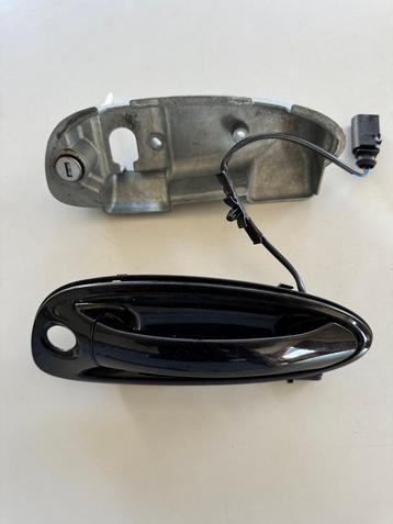 Porsche 997.537.061.00 deurgreep links  beschikbaar voor biedingen