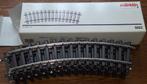 Märklin Maxi 5922 set van 10 gebogen sporen r 600mm / 30, Hobby en Vrije tijd, Ophalen of Verzenden, Zo goed als nieuw, Rails