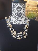 Prachtige halsketting met schelpkralen en parels, Handtassen en Accessoires, Kettingen, Beige, Ophalen of Verzenden, Zo goed als nieuw