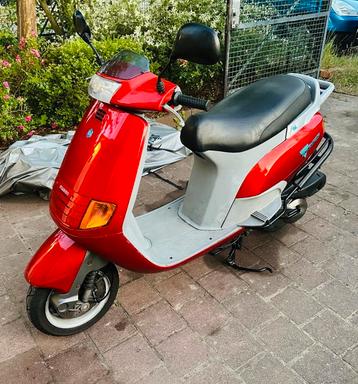 Piaggio skr 125cc / 150cc 180cc gilera beschikbaar voor biedingen