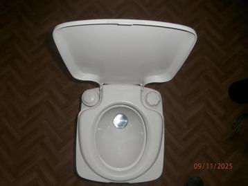 Verplaatsbaar toilet voor kampeerders