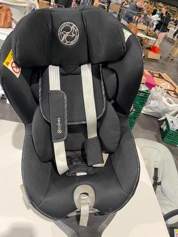 Autostoel met isofix onderstel beschikbaar voor biedingen