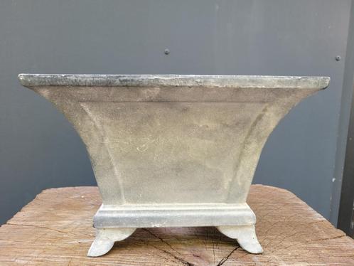 Klassieke oude Jardiniere van gietijzer bloembak vaas, Tuin en Terras, Bloembakken en Plantenbakken, Zo goed als nieuw, Metaal