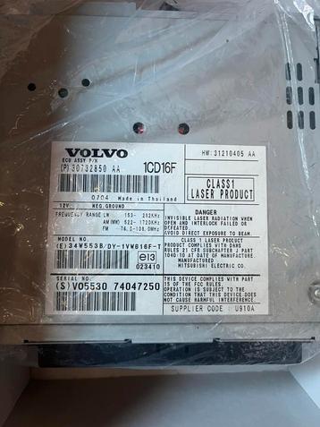 Volvo C30 originele radio beschikbaar voor biedingen