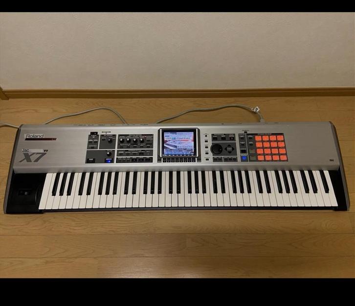 Roland Fantom X7 Key, Musique & Instruments, Synthétiseurs, Utilisé, 76 touches, Roland, Avec valise ou flightcase, Enlèvement