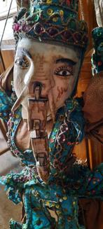 Marionnette birmane Ganesh, Enlèvement ou Envoi