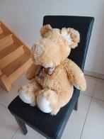 Hond knuffel met geruite strik, Verzamelen, Beren en Cherished Teddies, Ophalen of Verzenden, Zo goed als nieuw