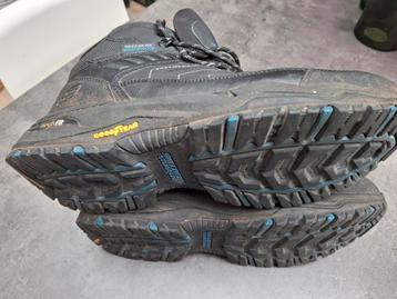 sketcher hoge wandelschoenen, waterdicht. beschikbaar voor biedingen