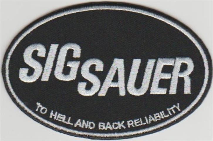 Sig Sauer stoffen opstrijk patch embleem #2, Verzamelen, Kleding en Patronen, Nieuw, Verzenden