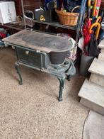 Mooie oude stoof / kachel, Huis en Inrichting, Kachels, Ophalen