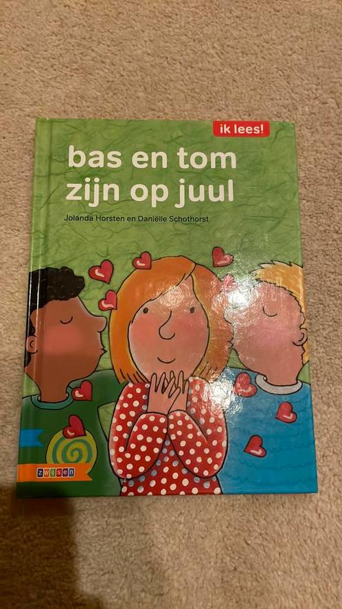 Jolanda Horsten - bas en tom zijn op juul, Boeken, Kinderboeken | Jeugd | onder 10 jaar, Zo goed als nieuw, Ophalen