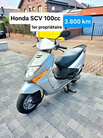 Honda SCV 3.800 km  beschikbaar voor biedingen