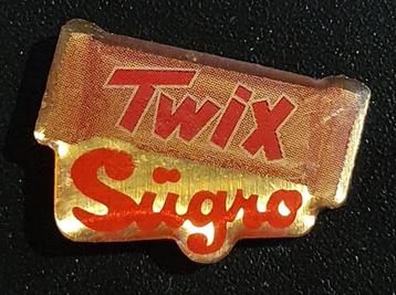 Sügro Twix - Pin, Verzamelen, Ophalen of Verzenden, Nieuw, Merk, Speldje of Pin