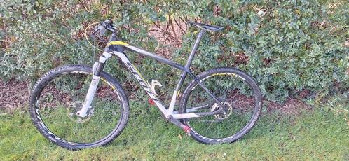Scott scale RC 900 full carbone - taille L, Fietsen en Brommers, Fietsen | Mountainbikes en ATB, Zo goed als nieuw, Ophalen of Verzenden