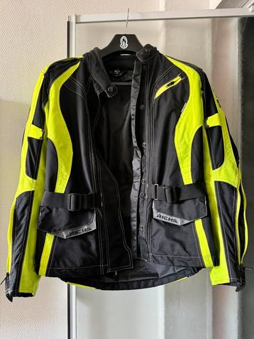 RICHA A.V.S. veste femme beschikbaar voor biedingen