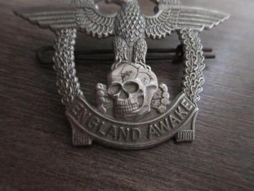 interessanrte engelse/duitse badge "ENGLAND AWAKE" beschikbaar voor biedingen