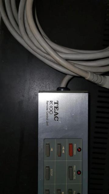 TEAC RC-100 Reel to Reel Remote Control 

 beschikbaar voor biedingen