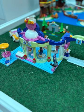 Lego Friends ijssalon 41320 beschikbaar voor biedingen